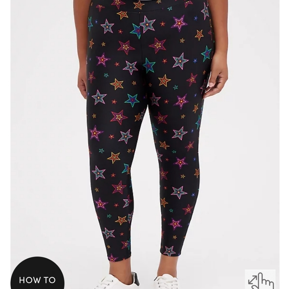 NWT Torrid Platinum Liquid Leggings, Size 5. Black w/Multicolor Stars